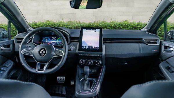 Renault Clio - Image 2