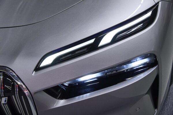 BMW 7 series - Image 7