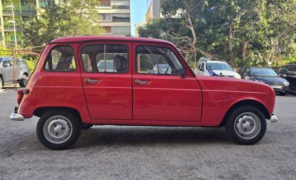 Renault 4 - Image 6