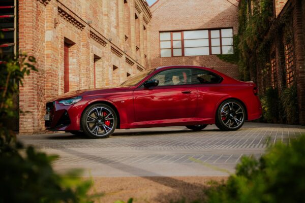 BMW 2 series Coupe - Image 2